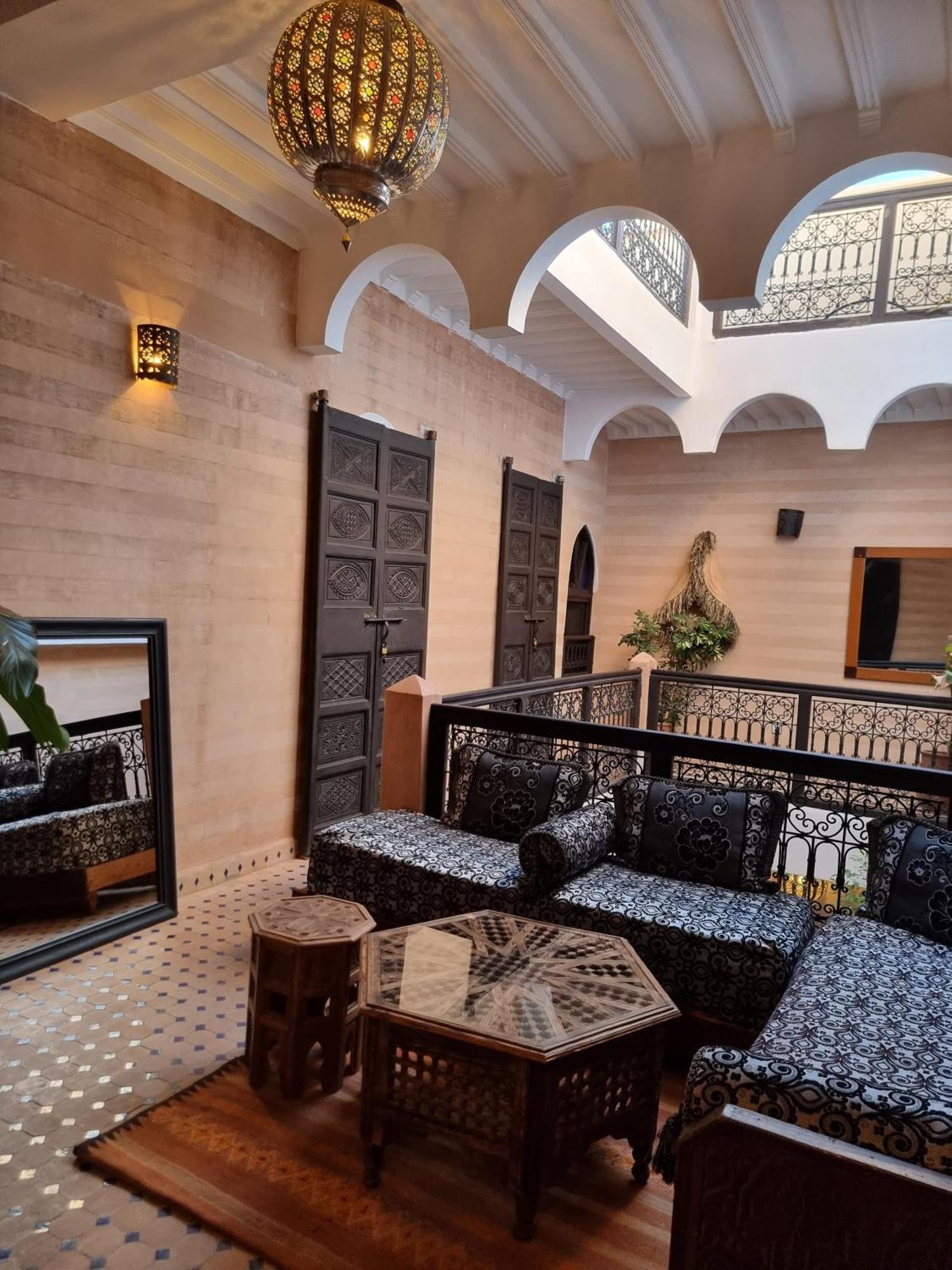Riad Black Doors Marrakesh Bagian luar foto