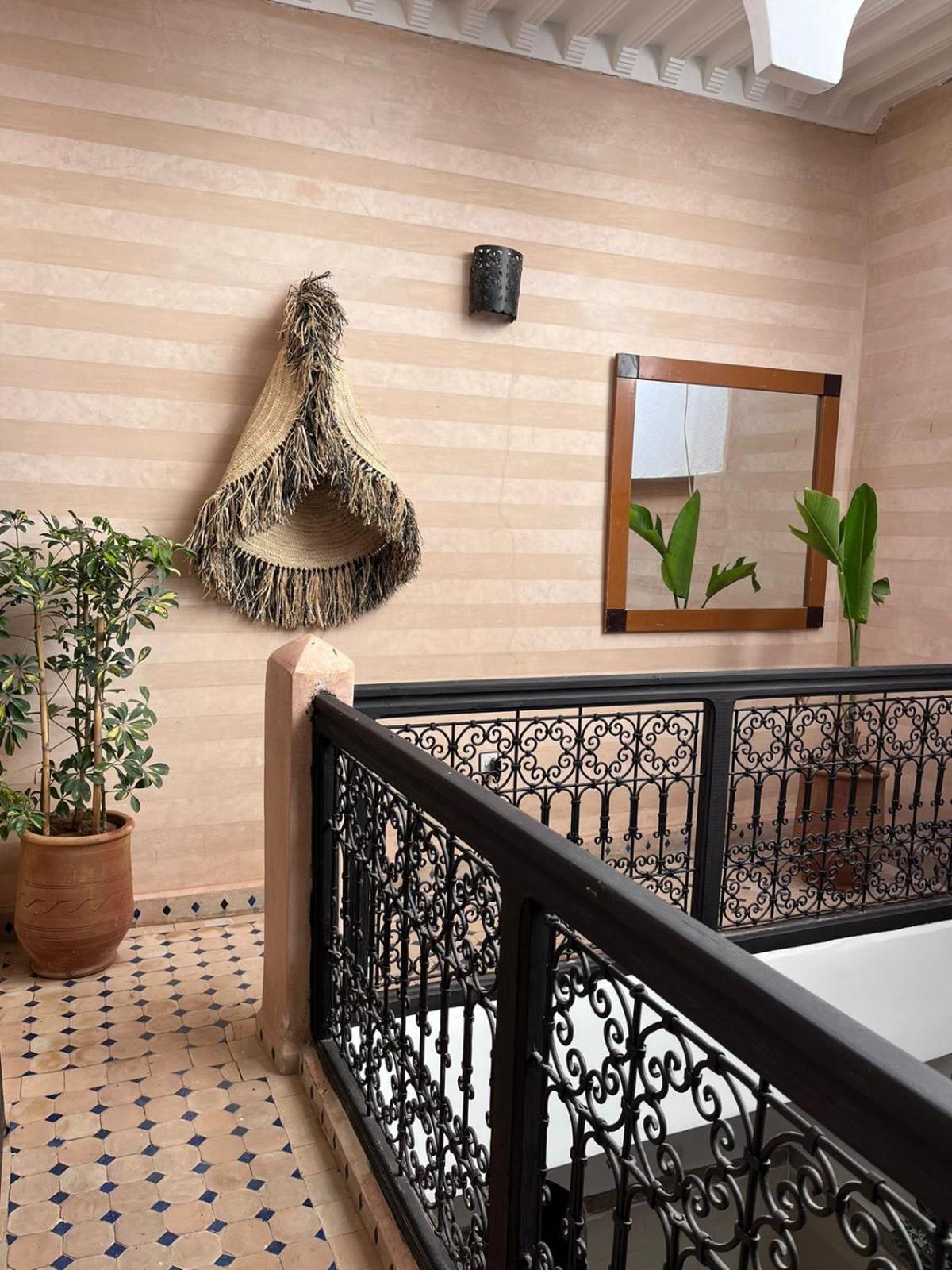Riad Black Doors Marrakesh Bagian luar foto