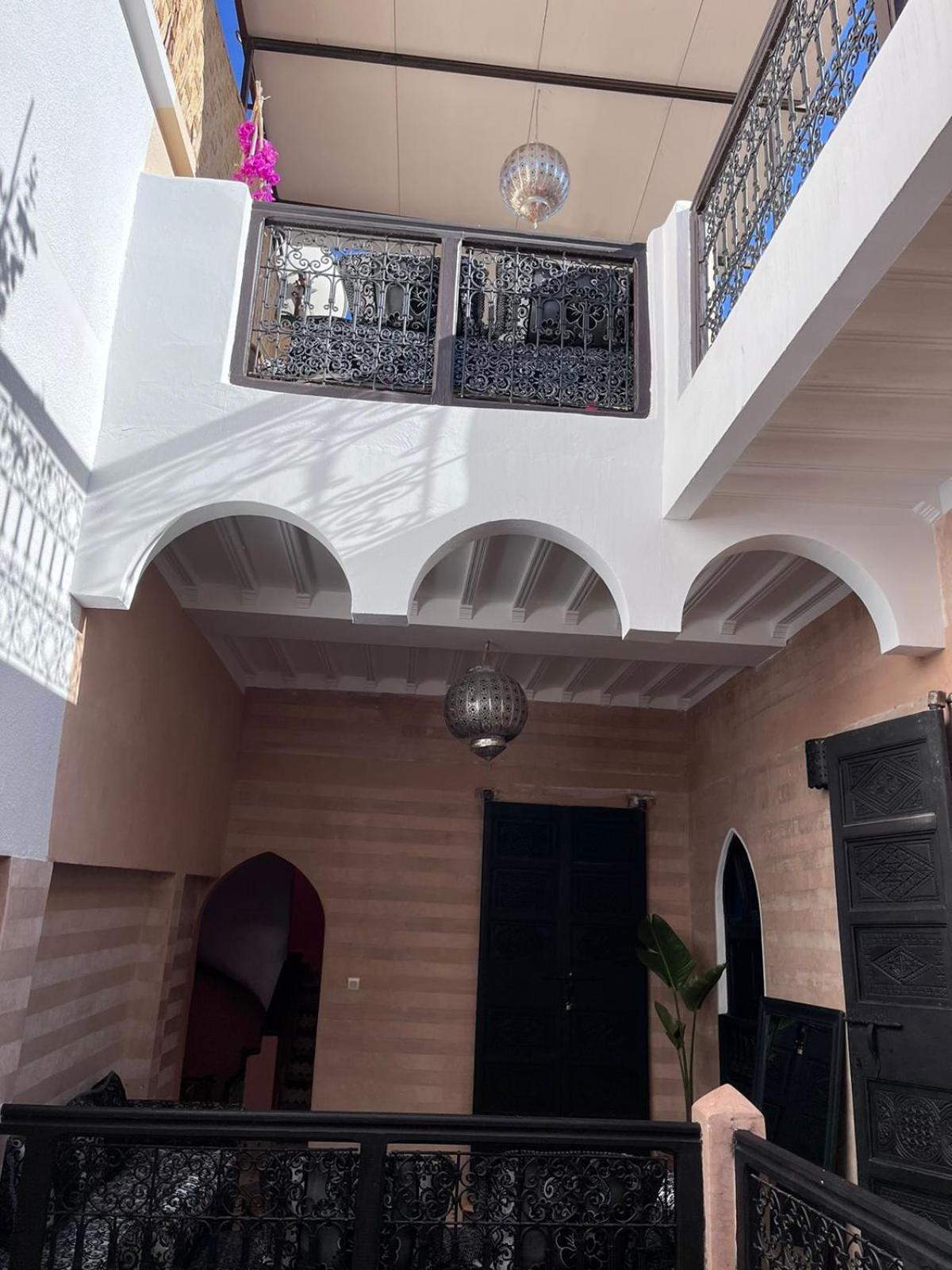 Riad Black Doors Marrakesh Bagian luar foto